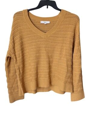 LOFT textured v-neck knit pullover